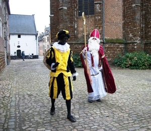 107-Ook Sinterklaas en Piet zijn op stap...