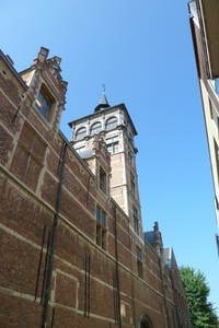 St Annastraat, Van Straelentoren