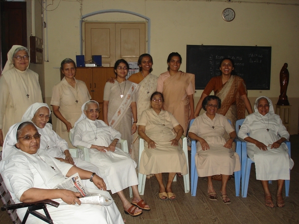 Dochters in Bandra St. Joseph's Convent
