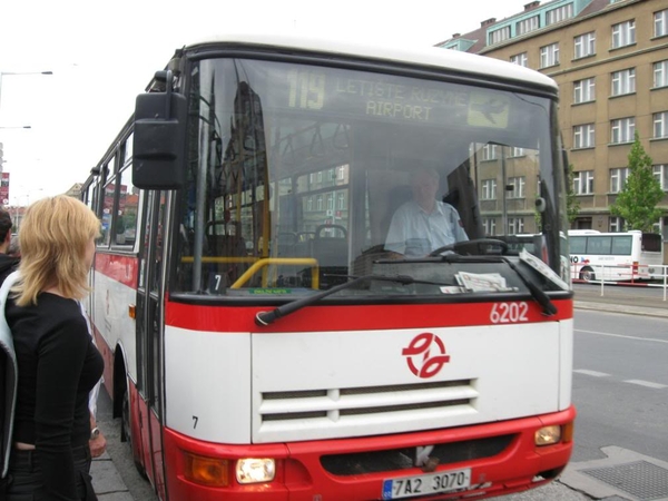 009 Praha airport bus 119