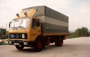 Mercedes-Benz 1213