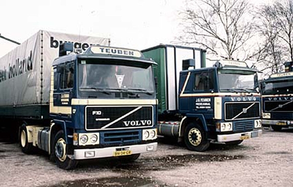 2X Volvo