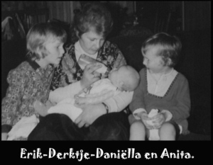Erik-Derktje-Danilla en de baby is Anita