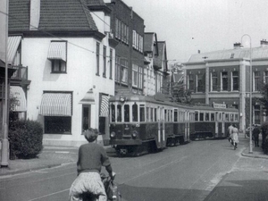 B 457+A 454+B 451 1e Emmastraat Haarlem 29-08-1955 F.van Dam