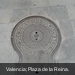 20090416 13u35  Valencia rooster in het voetpad op de Plaza de la