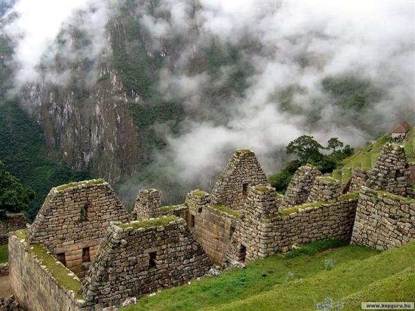 Peru 20 Machu Picchu (Small)