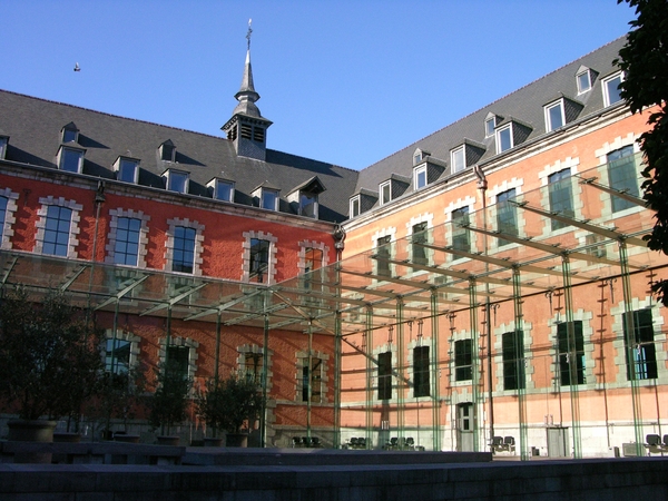 Namen _Waals parlement, vroeger hospice Saint-Gilles