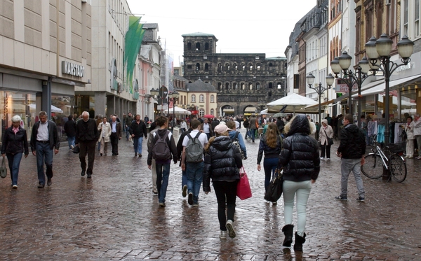 Trier - Wandelstraat Oude markt naar Porta Nigra