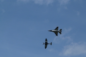 144-F16-Belgium en Spitfire