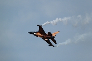 279-F16 Solo Display-Netherlands