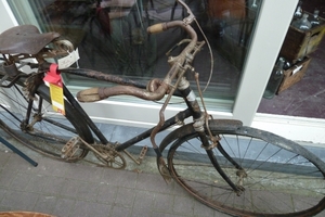 Hl oude fiets