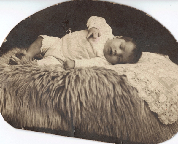 albert ramaker oud 8 weken gekiekt op woensdag 2 dec 1918