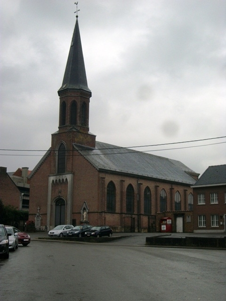 076-St-Amanduskerk in Viane