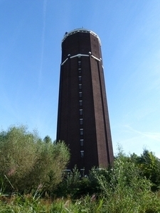 030-De twaalfhoekige 28m.hoge Axelse watertoren