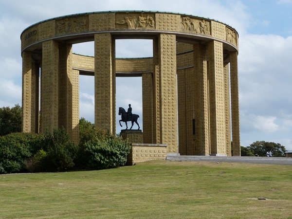 086-Koning Albert I monument