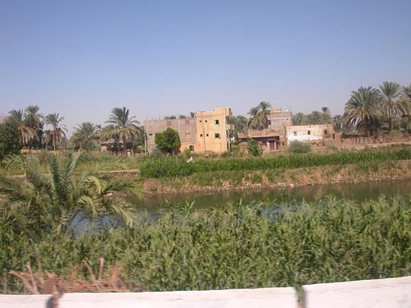 2 Nijl_bij Luxor