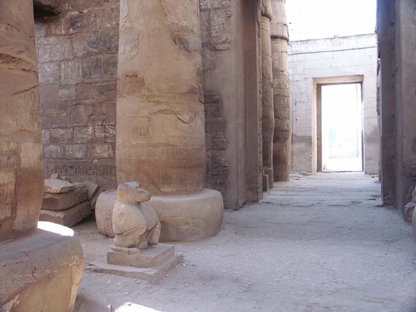 2a Karnak_Honsu tempel 2
