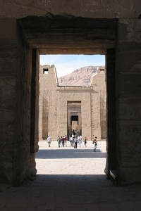 2b Thebe_west_Medinet Haboe _Mortuarium van Ramses III