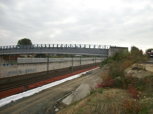 040-Spoorweg en brug over naar St-Katherina-Lombeek