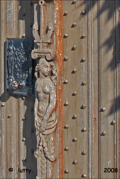 Detail poort aan Het Steen.