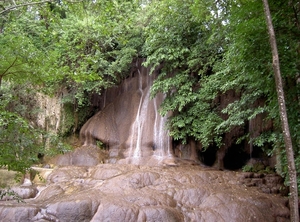 Thailand - Kanchanaburi - Sai Yok Noi Waterfall  mei 2009 (4)