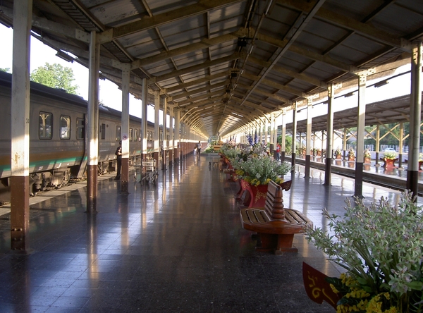 Thailand -  Chiang Mai by train to Bangkok mei 2009 (10)