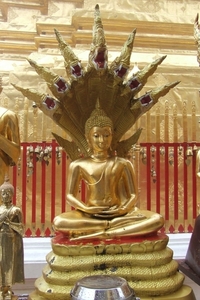 Thailand - Chiang Rai - boudha beelden mei 2009 (17)