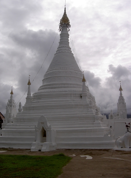 Thailand - Chiang Rai - boudha beelden mei 2009 (2)