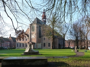 020-St-Elisabethkerk-Oud begijnhof