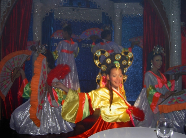Thailand - Hua Hin ladyboys - Blue Angel Cabaret mei 2009 (79)
