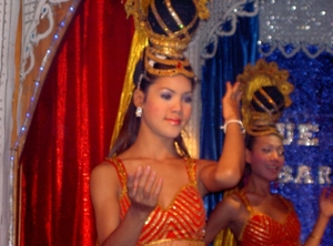 Thailand - Hua Hin ladyboys - Blue Angel Cabaret mei 2009 (84)