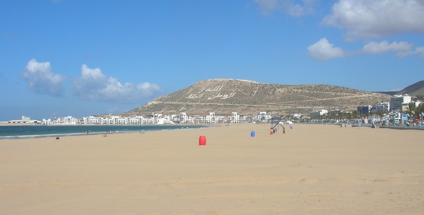 1 Agadir  strand en kasba op de heuvel