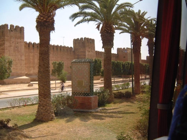 1b  Agadir--Ouarzazate  Taroudant  verdedigingswallen