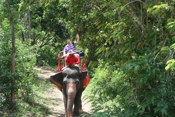 Thailand - Hua Hin - Cha-am  elephant ride mei 2009 (1)