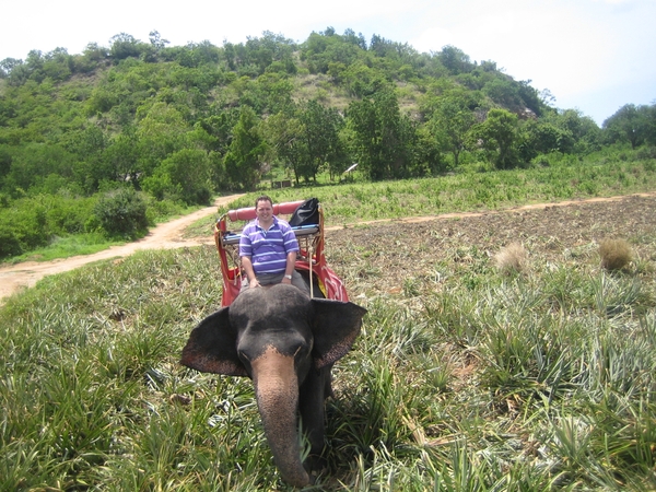 Thailand - Hua Hin - Cha-am  elephant ride mei 2009 (6)
