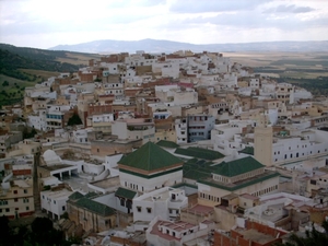 4b  Meknes - Fes  Moulay Idriss zicht 2