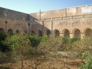 6 Rabat  klooster binnnenhof