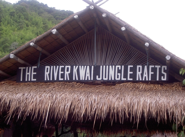Thailand - Kanchanaburi  The River kwai jungle rafts mei 2009 (1)