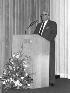 23 JR 1991 redevoering met minister Sauwens en F.Suykens Dir.gen.