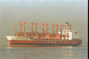 CMB esprit  , gecharterd  met bemanning , eind '80