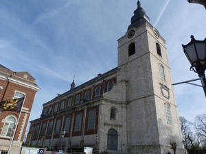 151-St-Gorgoniuskerk-Gemeenteplein Hoegaarden
