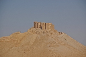 1  Palmyra _burcht op de heuvel _Qalat ibn Maan