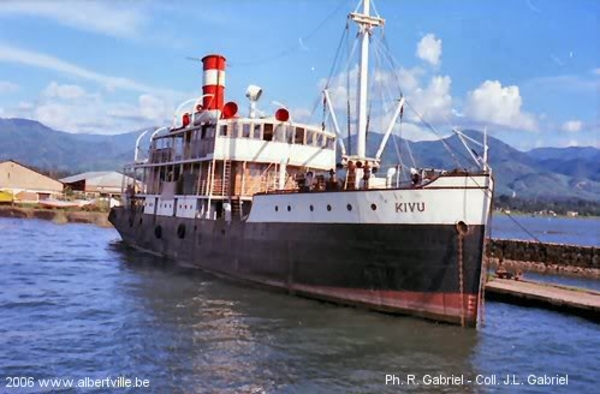 oud passagierschip Kivu van de SNCZ ( RDC )