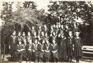 Diest Zr van Voorzienigheid 1932 2de rij uiterst rechts Bamps Ber