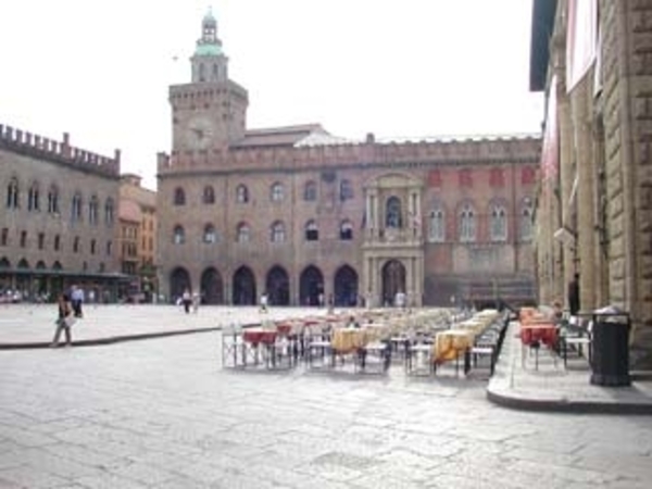 Bologna _De Piazza Maggiore, het centrale plein van de stad