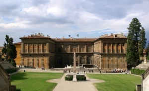 Florence _tuinzijde van Palazzo Pitti met Galleria Palatina