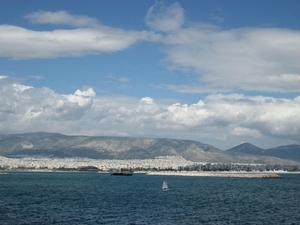 3a Athene _zicht vanaf de Pireus zeepoort