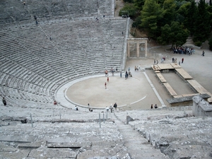 3e 258-Epidauros-theater6