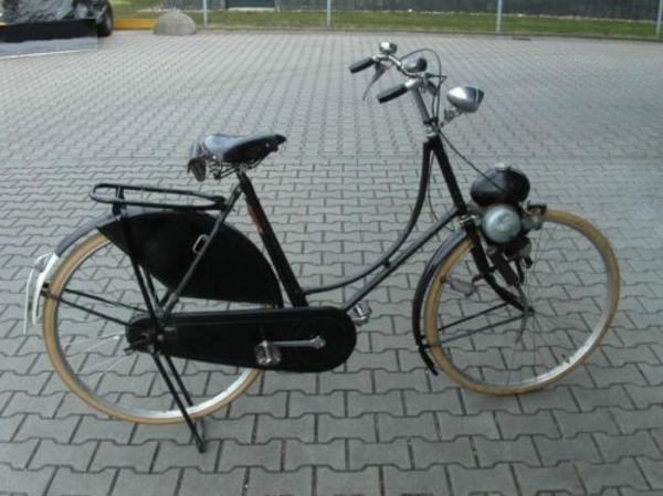 Berini M13 op een Empo fiets 1950 32 cc