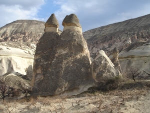 3 Cappadocië speciale vormen _ feeënschoorstenen3
